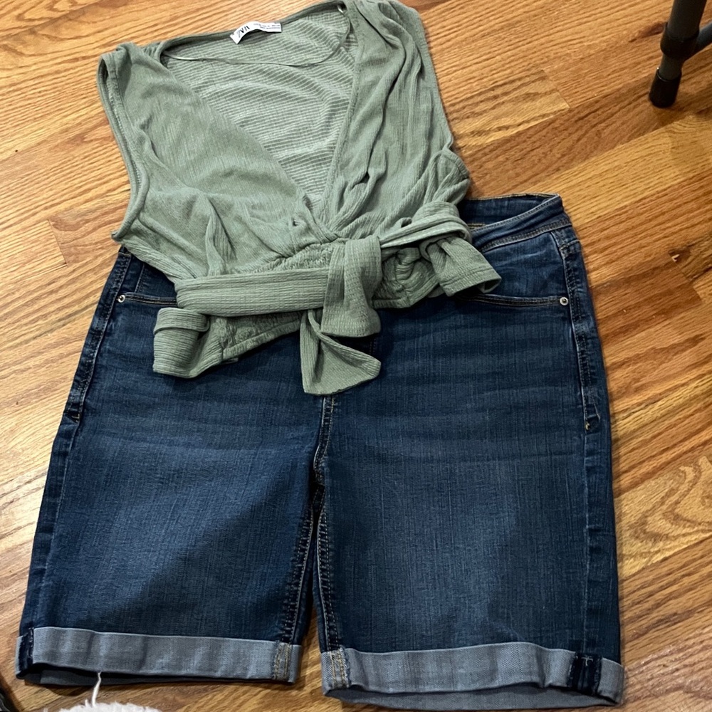 Zara Sage Green Tie Top Sz M and Kenzie Dark Blue Denim Bermuda Shorts Sz 8 EUC
